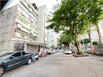 獨棟邊間捷運採光3房｜台北市中山區復興北路