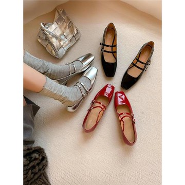 小步舞曲~法式高級感銀色瑪麗珍鞋女氣質方頭一字扣粗跟淺口單鞋