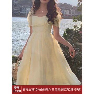 玲玖2025新款法式復古顯瘦收腰方領長裙子氣質泡泡袖連衣裙女夏季