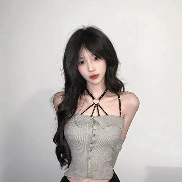 【 𝑭𝒍𝒐𝒘𝒆𝒓𝒔𝒆𝒂】'夏季露肩內衣女增大系列純欲聚攏掛脖內衣黑色性感文胸罩厚杯套裝