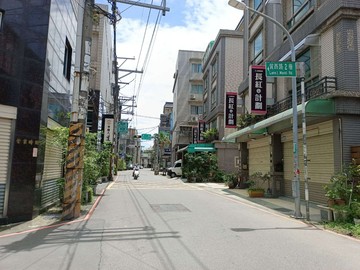 龍岡國中、忠貞市場旁買地送屋大面寬建地｜桃園市平鎮區忠貞段