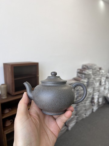 旭帽宫灯 特高温 现货实拍 老紫泥高温烧制 富有老味 气孔延展宜