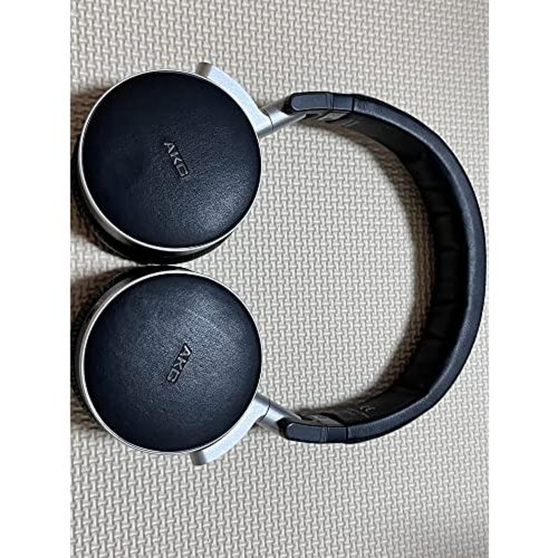 AKG 密閉型 ノイズキャンセリング オンイヤーヘッドホン ブラック