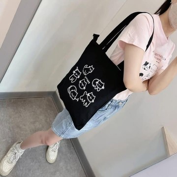 滿版貓咪圍繞帆布手提袋
