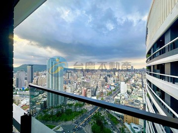 民生1號院-中央公園 市中心高樓景觀兩房車位｜高雄市新興區中山一路