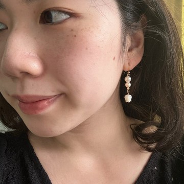 淡水珍珠耳環 珍珠母貝雕刻 鈴蘭花設計 14KGF 花語日常