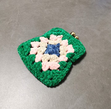 拼 色  方 格 卡 片 口 金