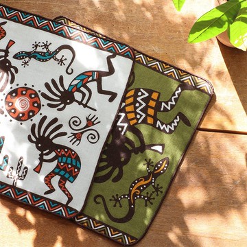 【熱門預購】傳說精靈 kokopelli 紗布手帕 (2色)12324-004-080