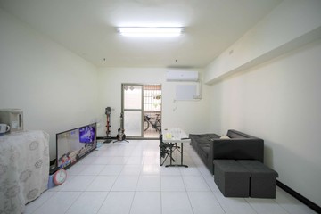 近文山特區｜次高樓｜經典大四房+平車｜高雄市鳳山區文建街