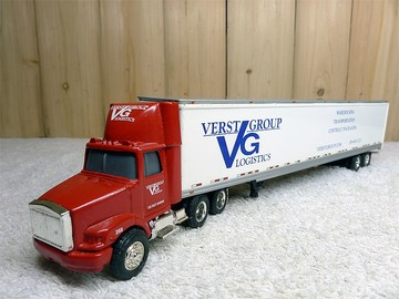 Verst Group美國肯沃斯合金重卡貨柜車模型絕版老貨安徒ERTL 1:64