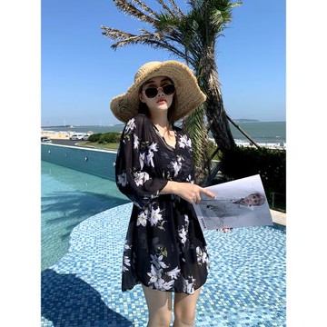 時尚泳衣女夏分體三件套寬松大碼胖mm顯瘦遮肉肚保守平角罩衫溫泉