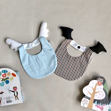 【客製刺繡-口水巾2件組】小天使與小惡魔 立體翅膀 口水巾