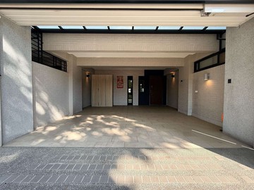 漢民商圈⚡️公園首排⚡️漂亮雙車墅｜高雄市小港區新豐街