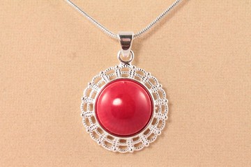紅珊瑚項鍊│銀絲雕花圓形紅寶墜飾項鍊│寶石飾品