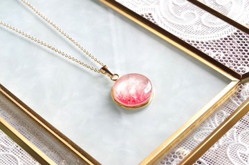 樹脂藝術 圓形墜飾・小鳥的心臟