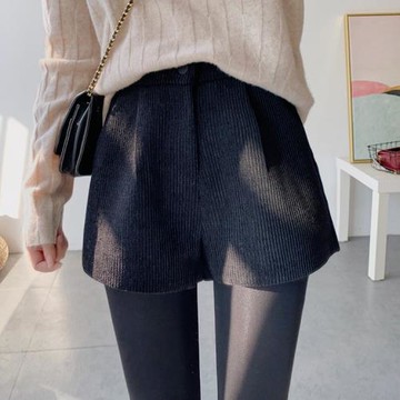 黑色燈芯絨女毛呢短褲2024秋冬季新款寬松高腰打底闊腿靴褲外穿