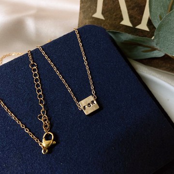 客製化刻字 祝福厚質小方塊深刻 黃銅古典項鍊客製英文數字 項鍊