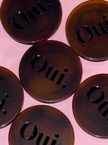 Acrylic Oui Phone Grip [marble]