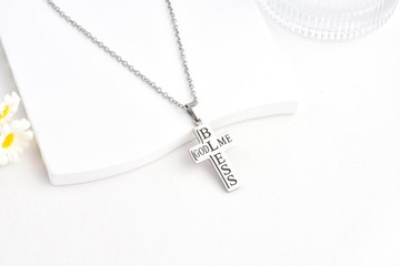 【愛與恩典】雙層God Bless Me十字架項鍊 |信仰與愛的交織