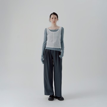 QUEENSHOP_F 簡約透膚背心兩件式長袖上衣-藍 現+預 【01140081】