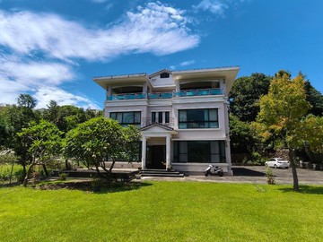 新社花海歐式電梯別墅合法農舍｜台中市新社區興社街一段