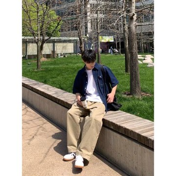 暗物質藍色口袋牛仔短袖襯衫男生2025新款夏季百搭寬松休閑襯衣潮