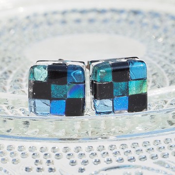 日式玻璃（Haikara [大] [靛藍]）鈦耳針/耳夾[您可以選擇金屬配件] [Made-to-order]