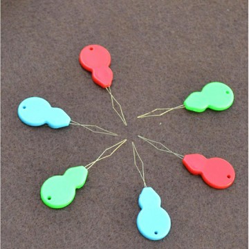 拇指穿針器穿針認針器縫紉機穿針快速引線器老人用簡單穿線器