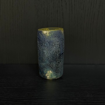 黯曜柱身玻璃花瓶