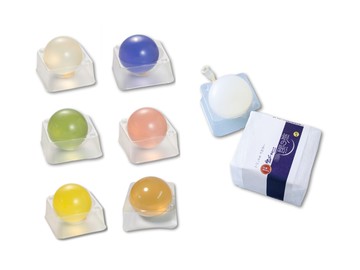 【楊貴肌】潔顏球 日本製 洗面皂  全身適用 洗臉球 | 趣買購物