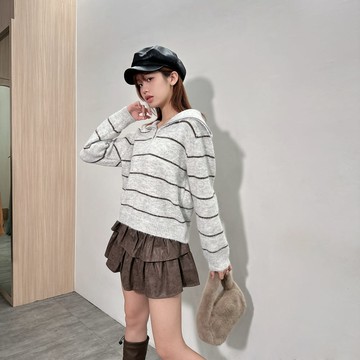 半拉鍊橫條翻領毛衣-淺灰【KT224785】