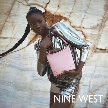 絕版品NINE WEST BROOKLYN 拉鍊水桶包-芭比粉