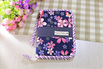 媽媽寶寶手冊 A5 size布書衣 手帳書套  蝴蝶飛舞款