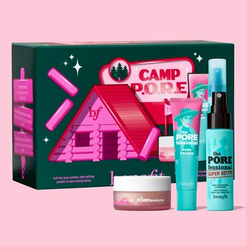 【超值禮盒】反孔特霧家家酒禮盒(嘖嘖稱齊毛孔隱形露22ml+定妝噴霧精緻瓶30ml+柔焦特霧蜜粉精緻版4g) - Benefit貝玲妃