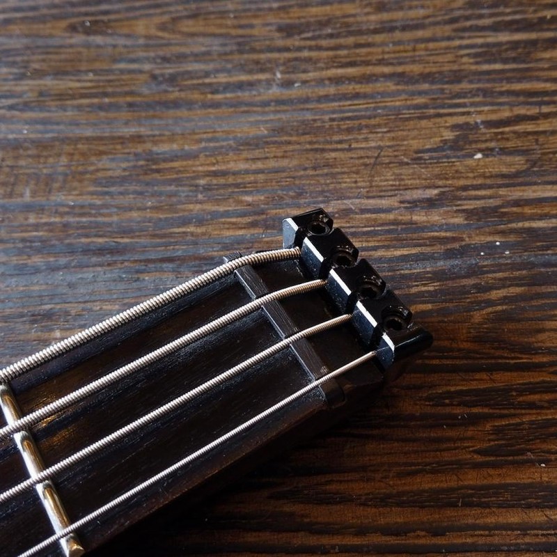 Aria Diamond Headless Bass アリア ヘッドレス エレキベース