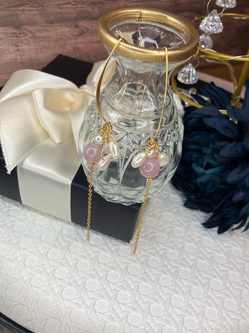 質地滑順的瑪瑙與珍珠耳環，天然石編繩耳環・耳夾