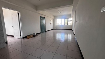 前鎮/瑞隆商圈/四房車位/公園圖書館｜高雄市前鎮區武慶一路