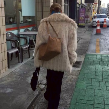 韓國 Dearni  雙背帶長筒型肩背包 卡其焦糖