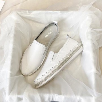 真皮樂福鞋女春秋2026新款厚底小白鞋女休閑百搭一腳蹬平底孕婦鞋