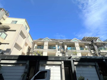 頂新特區｜近88交流道質感大地坪雙車墅｜高雄市鳳山區頂新八街