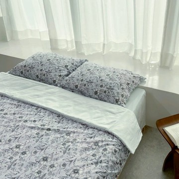 【SAVAMUNT賽芙嫚】三件床包組 奧地利蘭精天絲™莫代爾 藏花灰(標準雙人/加大雙人/特大雙人)-廠商直送