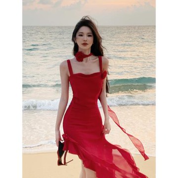 沙灘裙女三亞拍照紅色海邊度假性感顯瘦吊帶連衣裙開衩長裙禮服裙