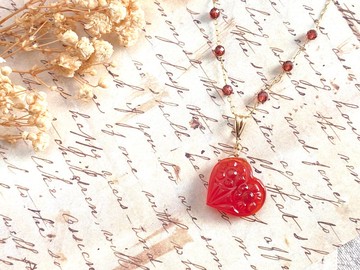 橙紅玉髓 心心 花朵雕刻 石榴石 || 項鍊 鈦鋼 美國14KGF