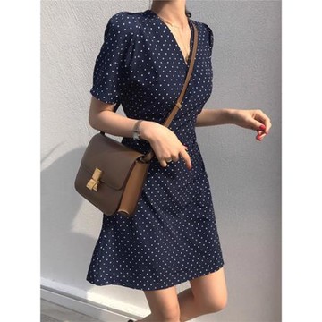 2024夏季新款法式復古收腰顯瘦v領波點連衣裙女小個子氣質A字短裙