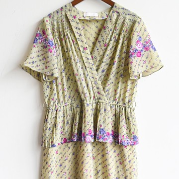 【蛋植物古著】春苗花環印花短袖古著洋裝