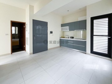 佳里國小旁獨享整層樓的稀有室內大空間｜台南市佳里區光明街