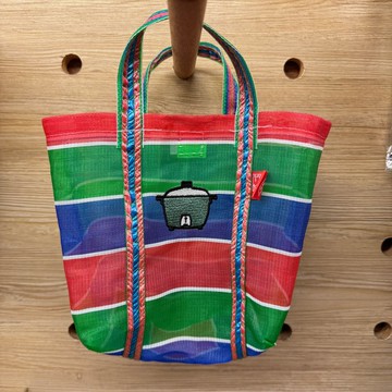 綠電鍋刺繡便當袋