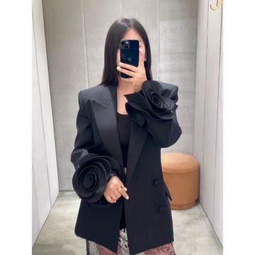 設計感西裝外套女2026新款氣質名媛高級感別致花朵超好看西服上衣