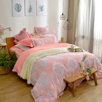 【Great Living格蕾寢飾】義大利La Belle 蘿莉塔 特大立體雪雕絨防蹣抗菌吸濕排汗被套床包組