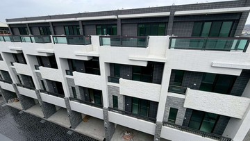 龍井世代傳家2全新雙車位別墅｜台中市龍井區臨港東路一段